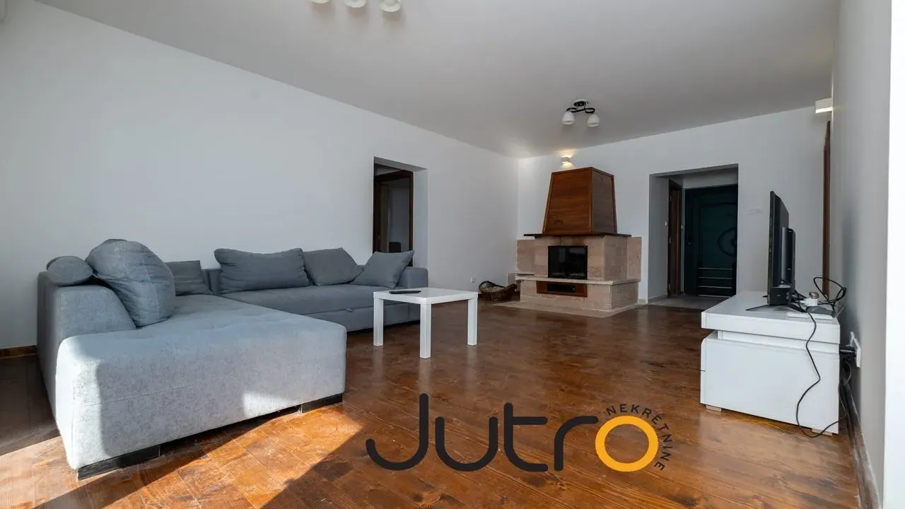 Izdavanje, kuća, 130m², Podgorica, Crna Gora