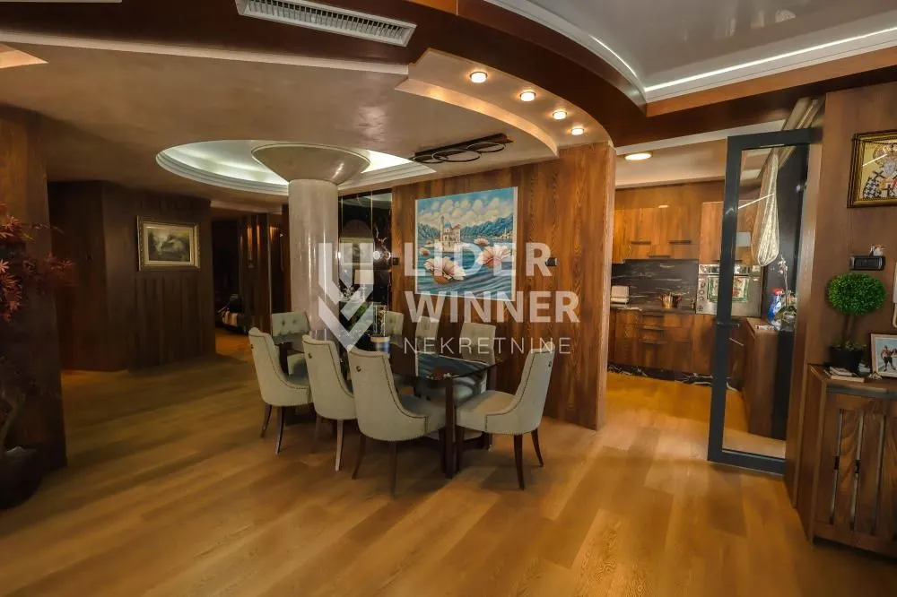 Sale, four bedroom apartment, 160m², Vračar Centar, Vračar Sve Podlokacije