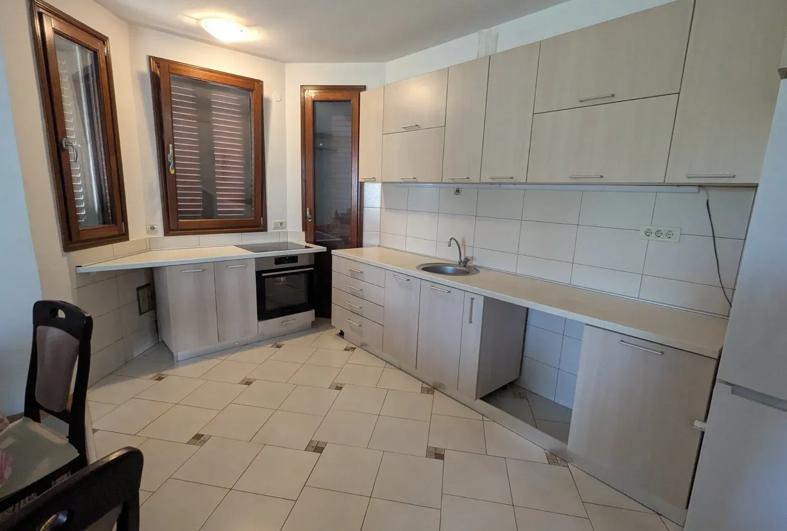 Rent, house, 80m², Zagorič, Podgorica