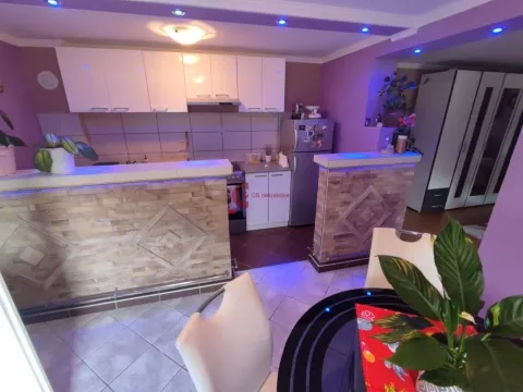 Prodaja, kuća, 313m², Peščara, Subotica - image 42