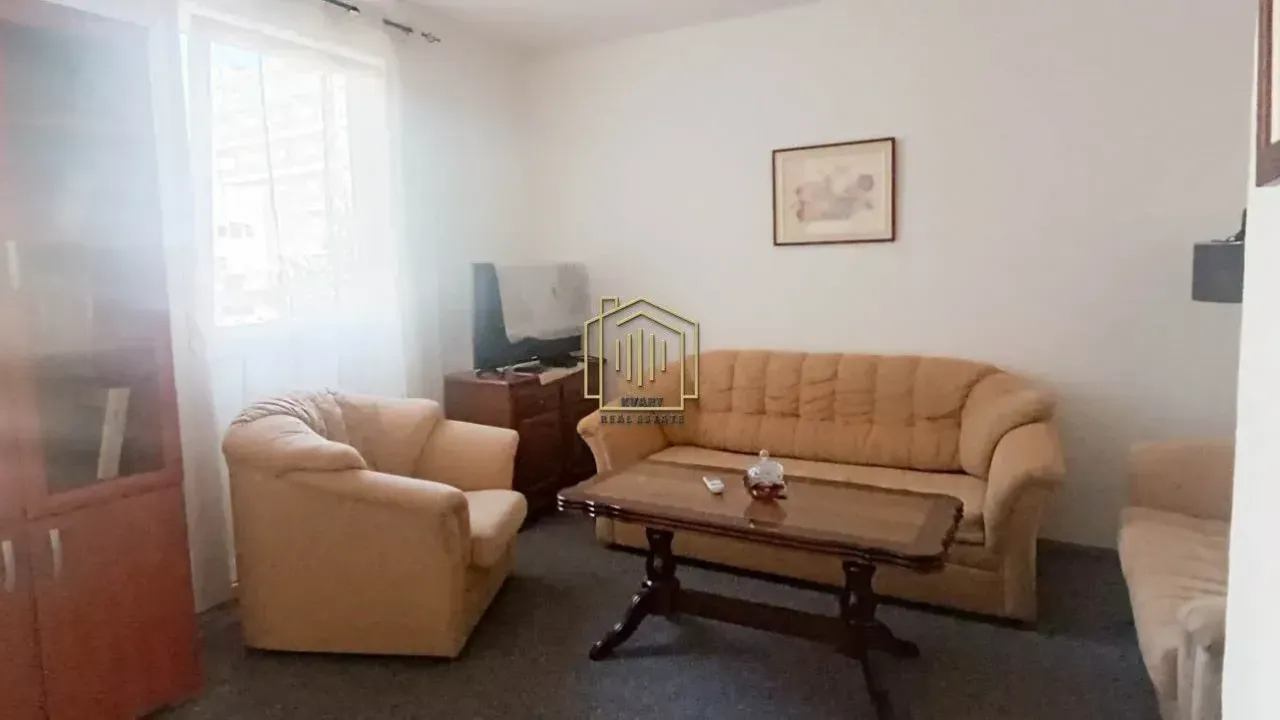 Izdavanje, jednosoban stan, 51m², Centar, Budva