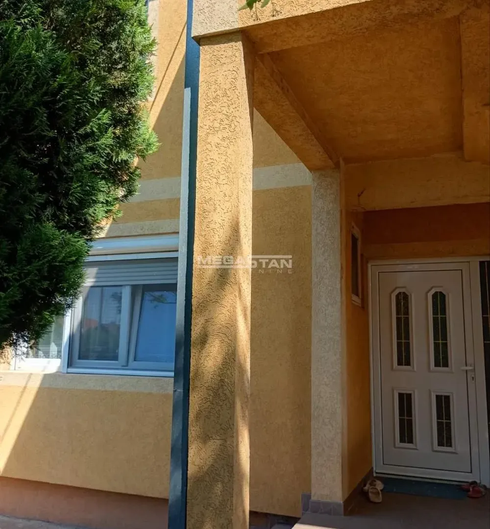Sale, house, 185m², Surčin, Beograd