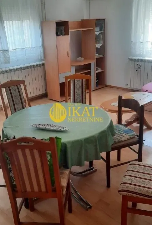 Prodaja, kuća, 193m², Kaludjerica, Grocka