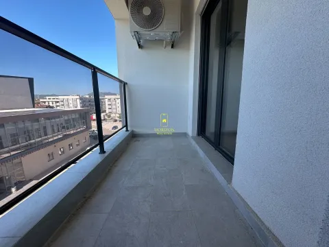 Sale, one bedroom apartment, 56m², Tološka šuma, Podgorica - image 5