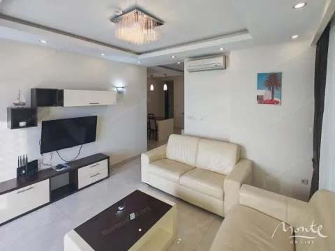 Sale, two bedroom apartment, 83m², Bečići, Budva - image 3
