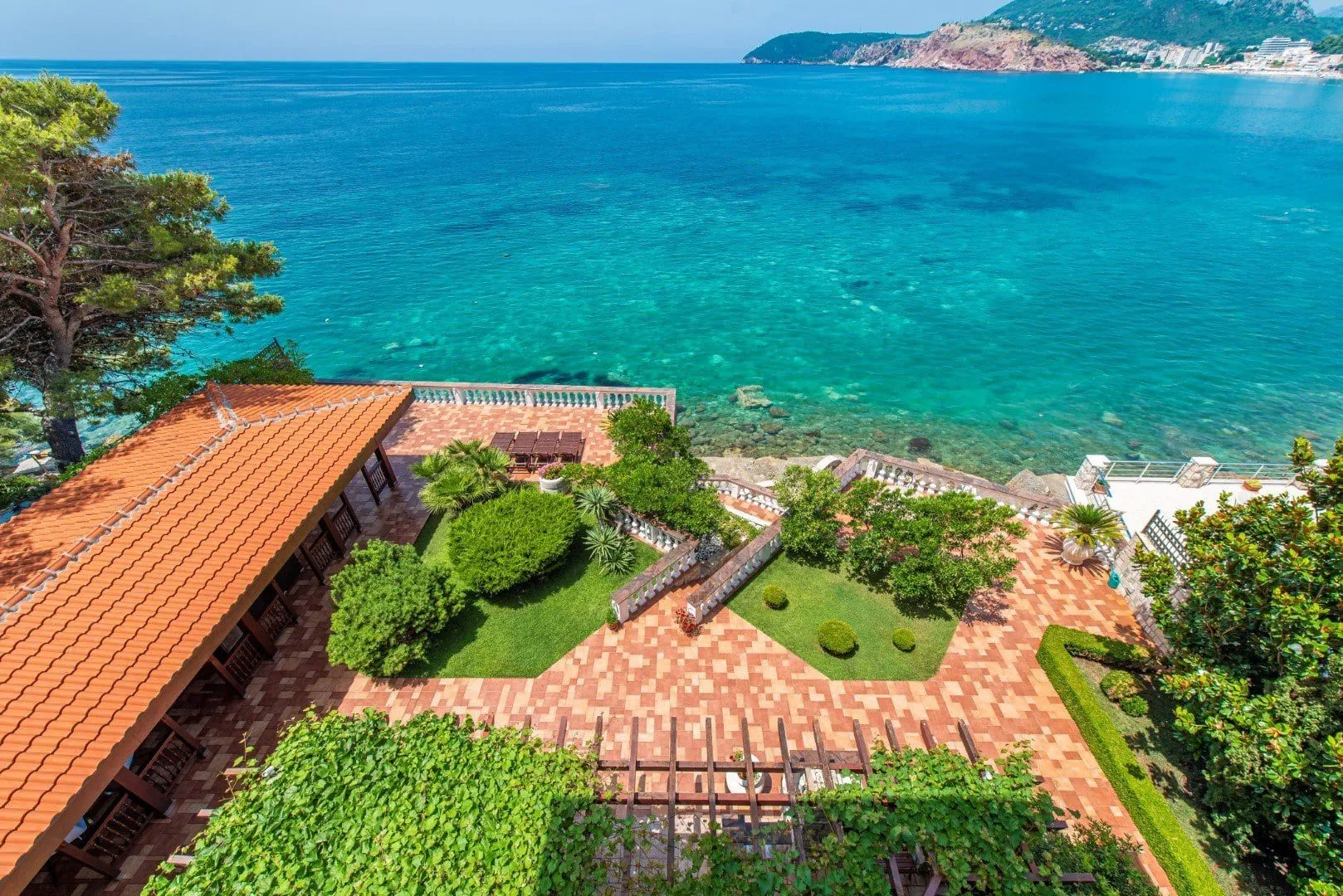 Sale, house, 1200m², Sutomore, Bar