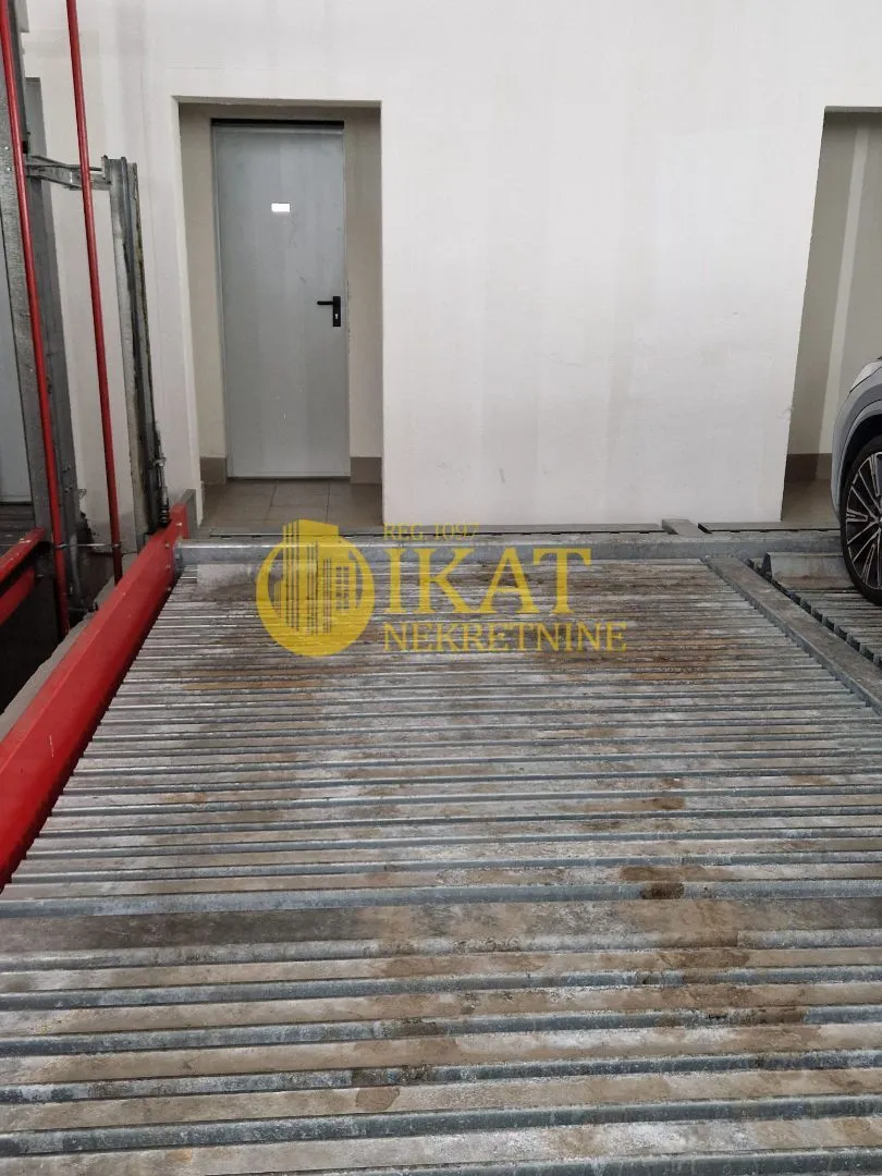 Prodaja, dvosoban stan, 124m², Savski Venac, Beograd