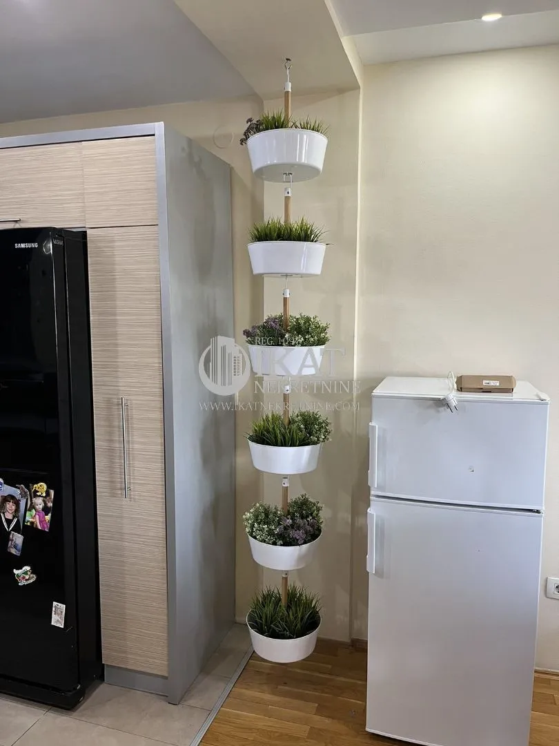 Sale, four bedroom apartment, 157m², Lion, Zvezdara Sve Podlokacije
