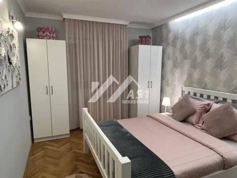 Izdavanje, dvosoban stan, 44m², Centar, Novi Sad - image 4