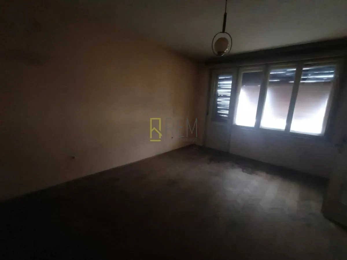 Prodaja, dvosoban stan, 85m², Centar, Podgorica