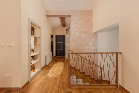 Rent, house, 250m², Dobrota, Kotor - image 7