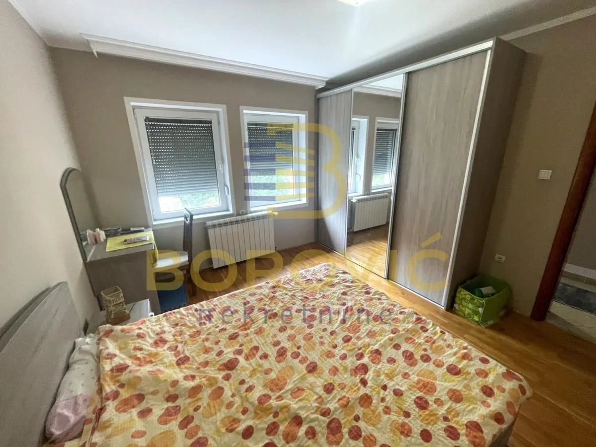 Sale, four bedroom apartment, 100m², Veliki Mokri Lug, Zvezdara Sve Podlokacije