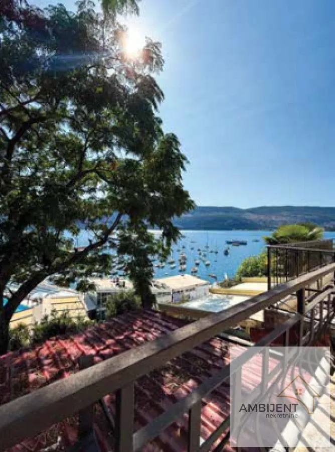 Prodaja, stan, 146m², Herceg Novi, Crna Gora