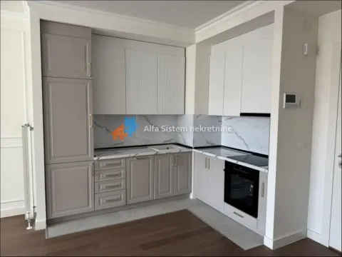 Izdavanje, trosoban stan, 72m², Savski Venac, Beograd - image 6