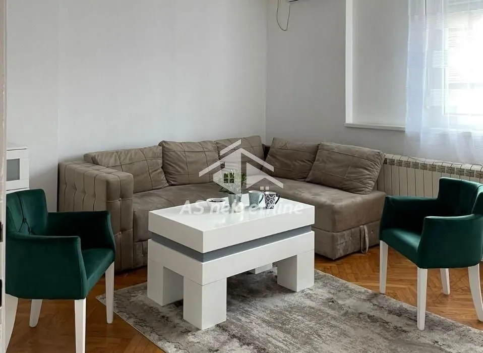 Izdavanje, dvosoban stan, 56m², Stari Grad, Beograd