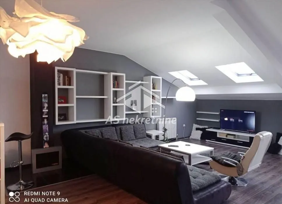Sale, three bedroom apartment, 133m², Cvetkova Pijaca, Zvezdara Sve Podlokacije