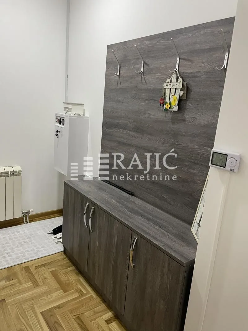 Rent, three bedroom apartment, 55m², Kluz, Zvezdara Sve Podlokacije