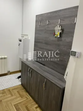 Rent, three bedroom apartment, 55m², Kluz, Zvezdara Sve Podlokacije - image 9