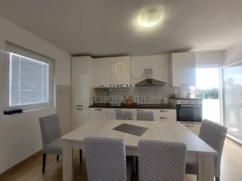 Izdavanje, dvosoban stan, 90m², Mrčevac, Tivat - image 7
