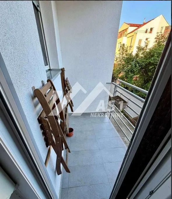 Izdavanje, trosoban stan, 64m², Sajam, Novi Sad Sve Podlokacije