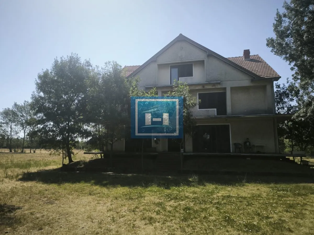 Sale, house, 779m², Vlaška, Ćuprija