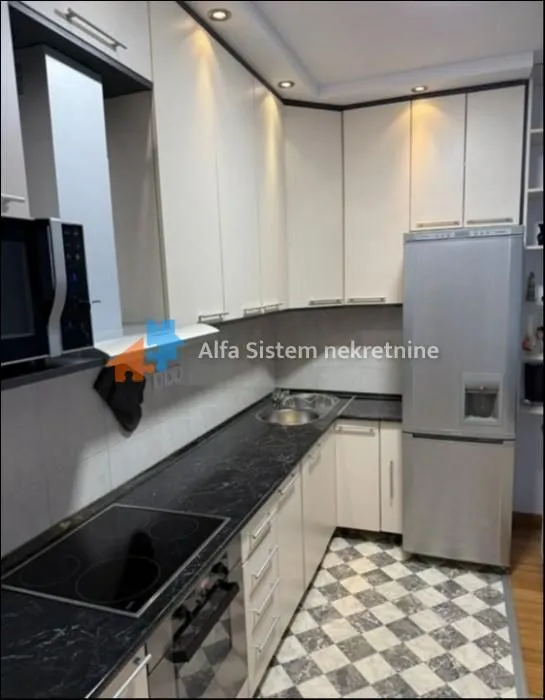 Rent, two bedroom apartment, 70m², Savski Venac, Beograd