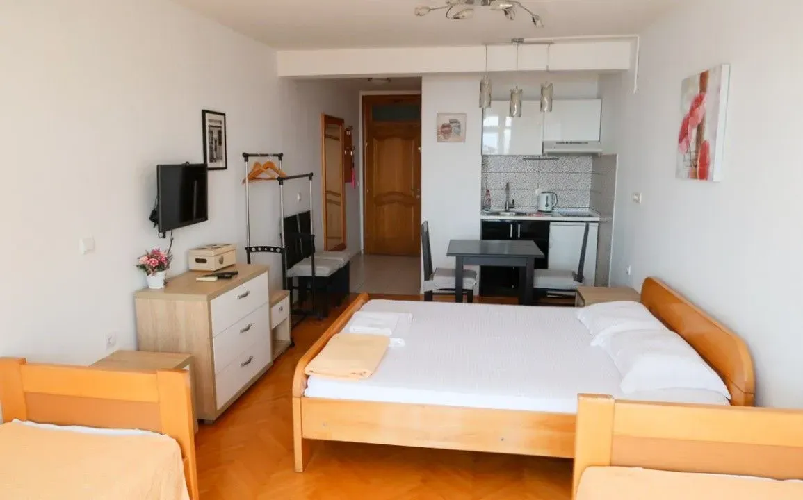 Sale, studio apartment, 26m², Rafailovići, Budva
