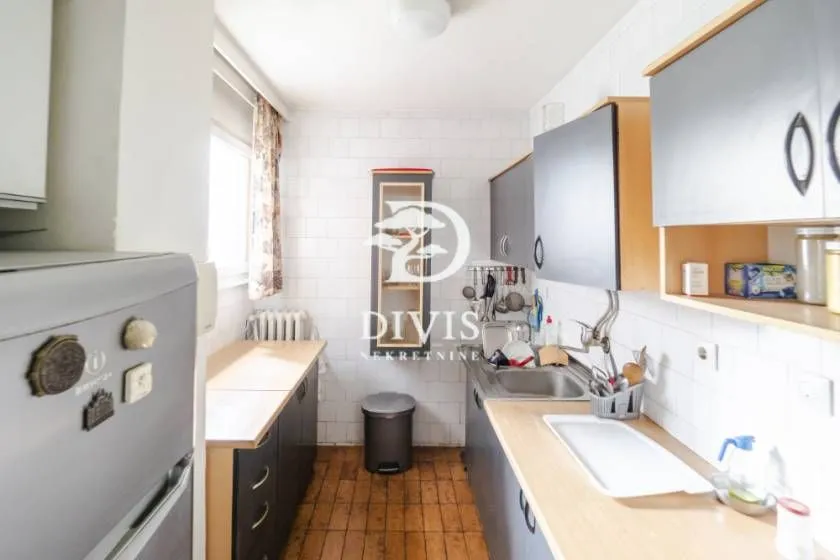 Prodaja, četvorosoban stan, 98m², Novi Beograd Sve Podlokacije, Beograd