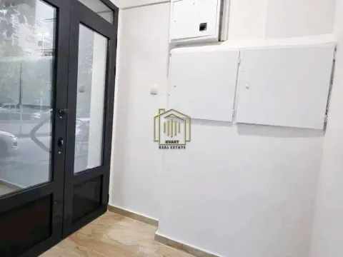 Izdavanje, poslovni prostor, 48m², Gintaš, Podgorica - image 4