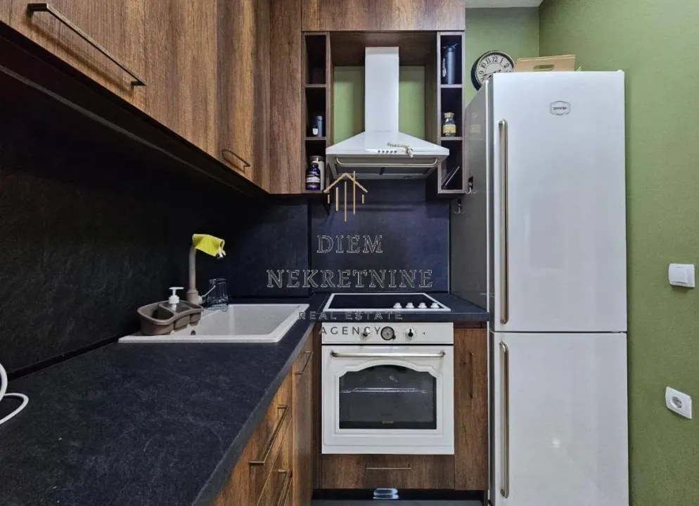 Sale, one bedroom apartment, 46m², Centar, Bar