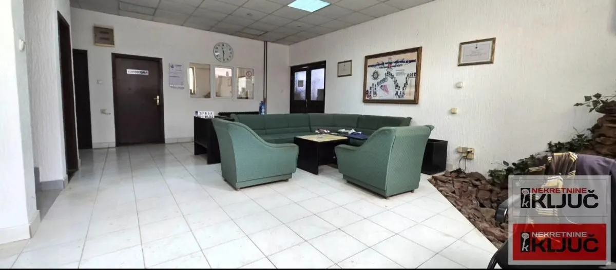 Rent, office space, 532m², Srbobran, Novi Sad