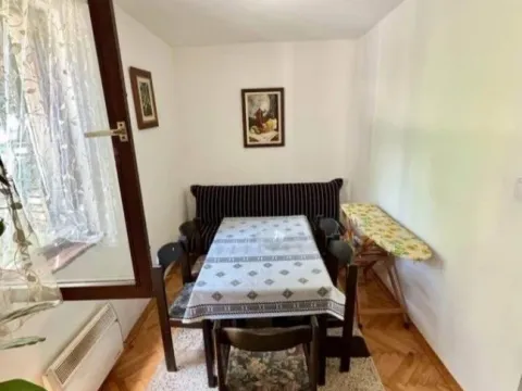 Izdavanje, dvosoban stan, 70m², Momišići, Podgorica - image 7