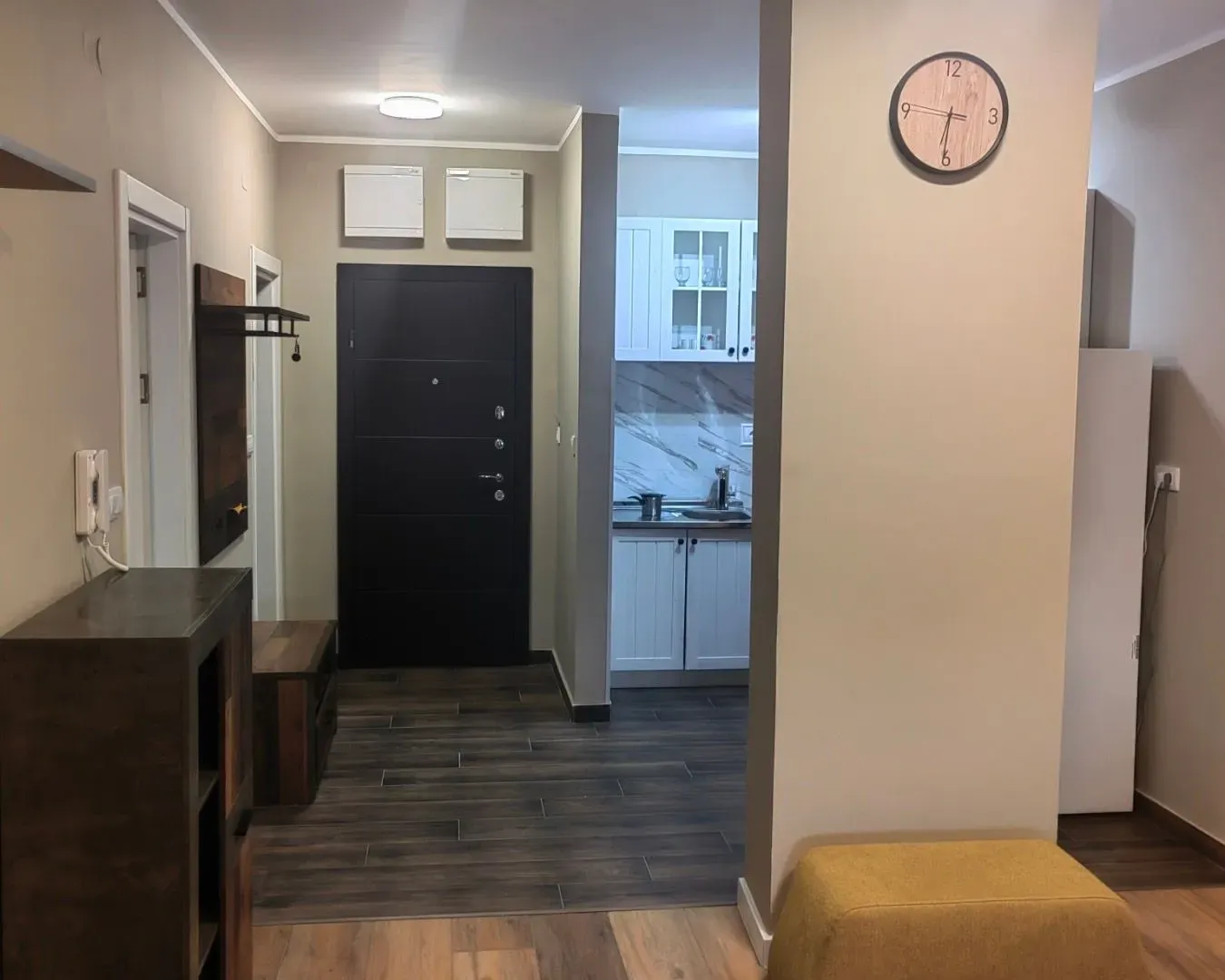 Izdavanje, dvosoban stan, 51m², Gornji Grad Margita, Pančevo