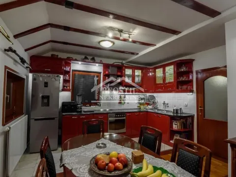 Prodaja, četvorosoban stan, 104m², Stari Grad, Beograd - image 5