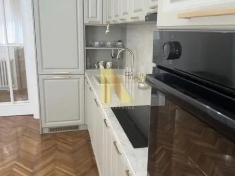 Izdavanje, trosoban stan, 78m², Centar, Novi Sad - image 16