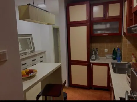 Izdavanje, dvosoban stan, 68m², Tivat, Crna Gora - image 2