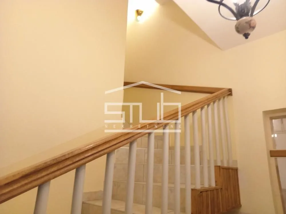Sale, house, 324m², Centar Sve Podlokacije, Beograd