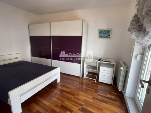 Izdavanje, dvosoban stan, 40m², Vračar Sve Podlokacije, Beograd - image 11