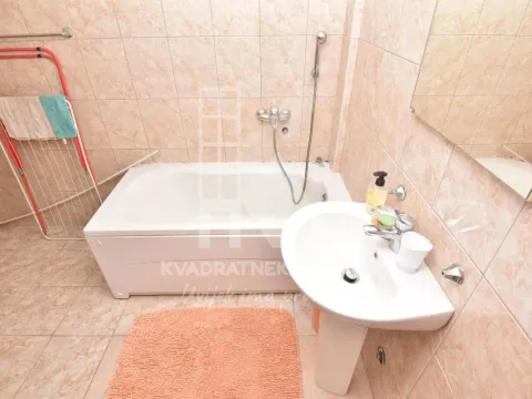 Rent, one bedroom apartment, 38m², 1 maj, Podgorica - image 11