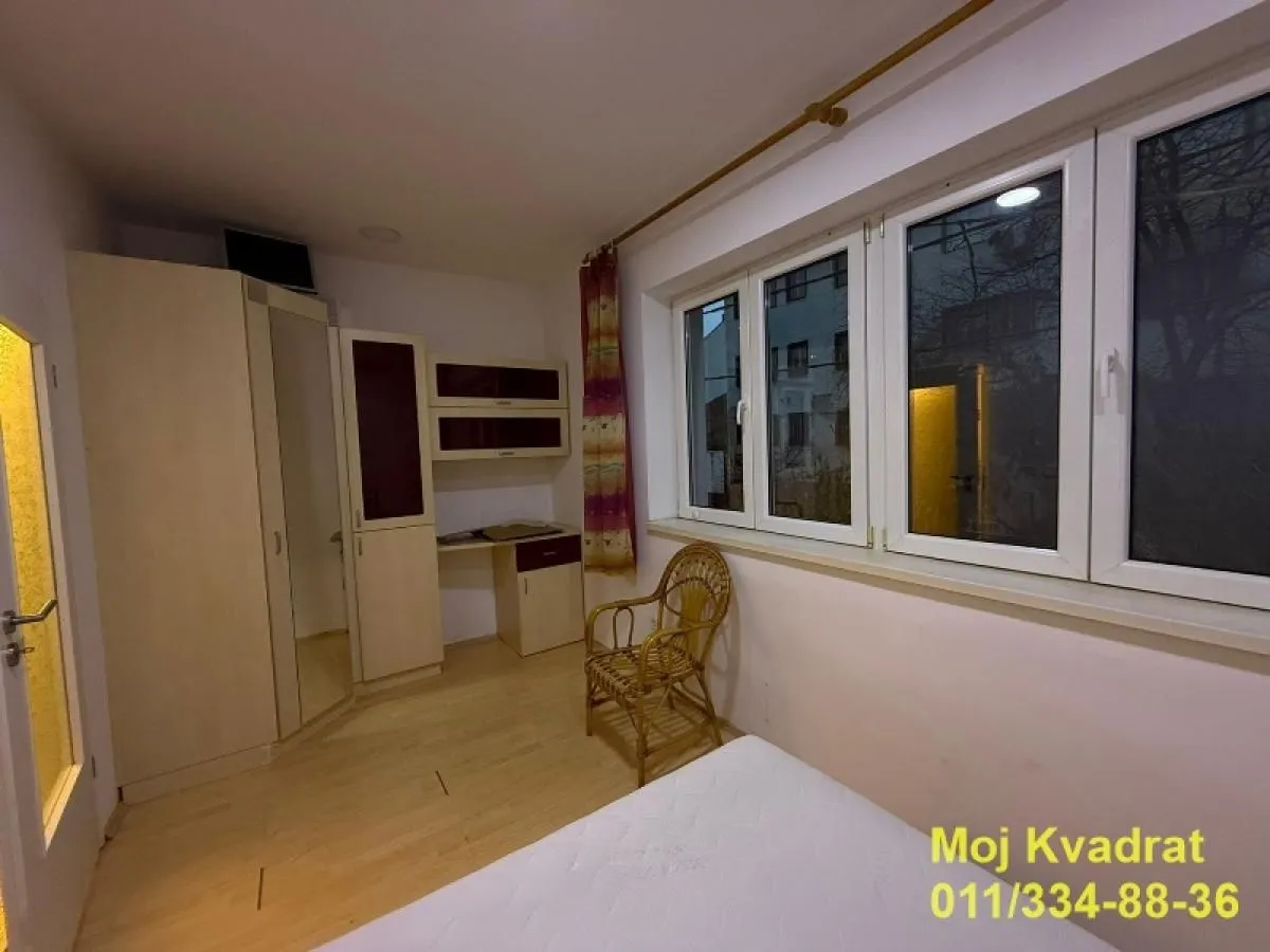 Prodaja, dvosoban stan, 45m², Vračar Sve Podlokacije, Beograd