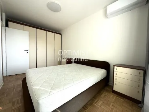 Izdavanje, trosoban stan, 76m², Novi Beograd Blok 61, Novi Beograd Sve Podlokacije - image 7