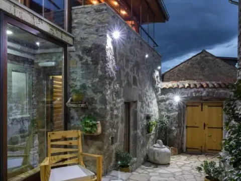 Sale, house, 100m², Đuraševići, Tivat - image 4