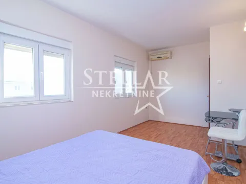 Izdavanje, trosoban stan, 130m², Gornja Gorica, Podgorica - image 7