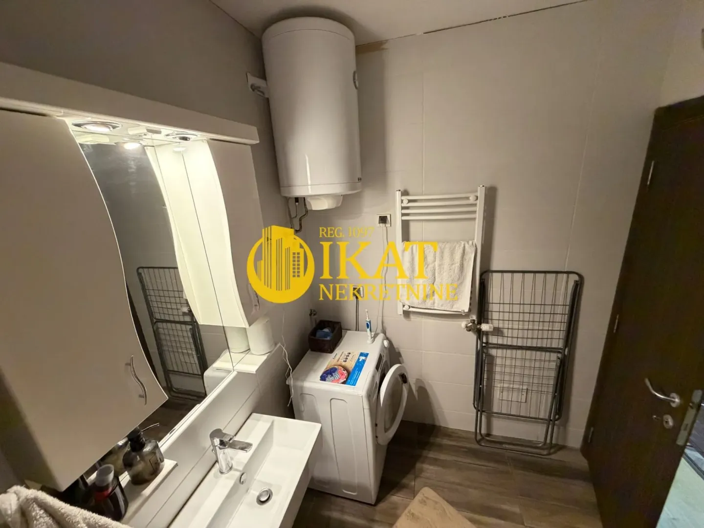 Sale, one bedroom apartment, 44m², Višnjička Banja, Palilula Sve Podlokacije