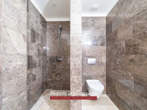 Prodaja, kuća, 520m², Muo, Kotor - image 19