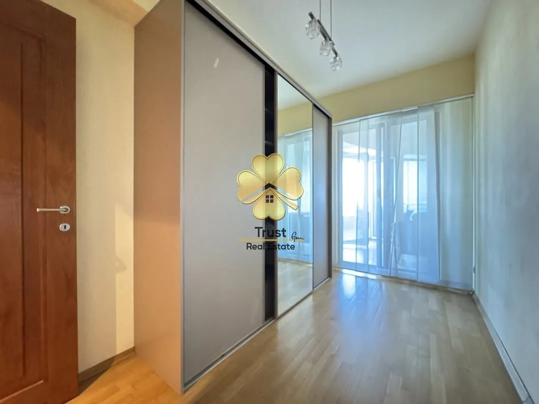 Prodaja, trosoban stan, 100m², Centar, Podgorica