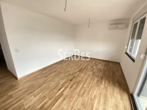 Prodaja, četvorosoban stan, 85m², Alibegovac, Petrovaradin - image 15
