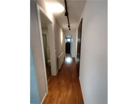 Izdavanje, dvosoban stan, 145m², Palilula, Niš - image 12