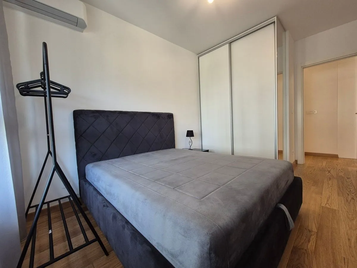 Rent, two bedroom apartment, 48m², Novi Beograd Blok 65, Novi Beograd Sve Podlokacije