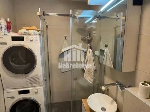 Prodaja, trosoban stan, 74m², Stari Grad, Beograd - image 17